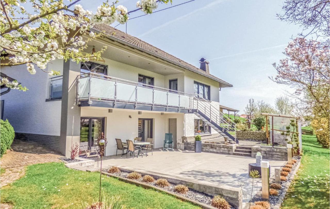Cozy Apartment In Koerperich-Obersgegen With Wifi Korperich Екстериор снимка